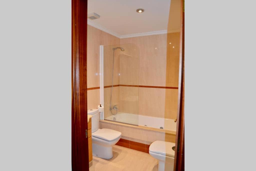 Fantastico Duplex De 4 Habitaciones En El Camino Ingles. ปวนเตดูเม ภายนอก รูปภาพ
