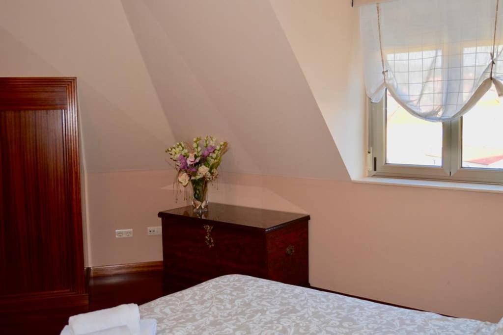Fantastico Duplex De 4 Habitaciones En El Camino Ingles. ปวนเตดูเม ภายนอก รูปภาพ